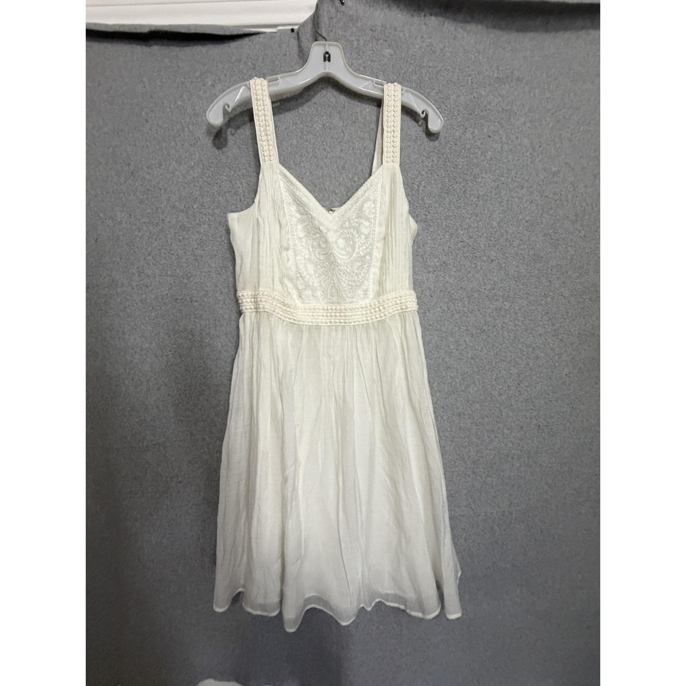 Ann Taylor LOFT Dress Womens 4 White Embroidered V Neck Fit & Flare Sundress